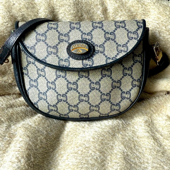 Gucci Beige and Black Women's Bag vintage inner deterioration - Picture 1 of 10